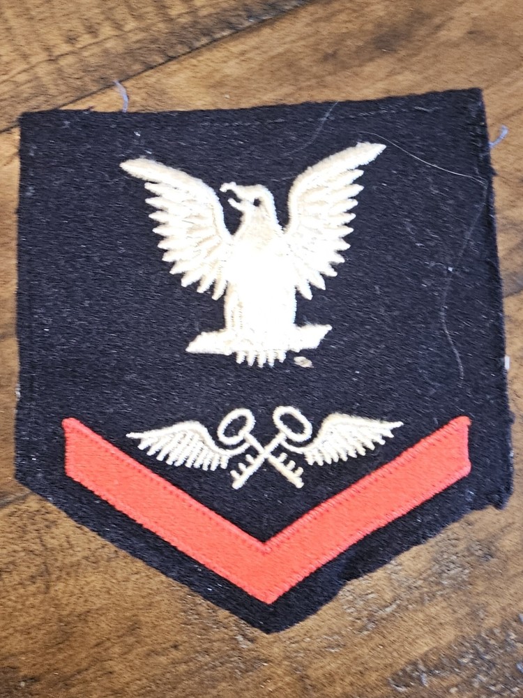 WWII USN Navy 3rd Class Aviation Storekeeper Rate Chevron Patch L@@K!!!.