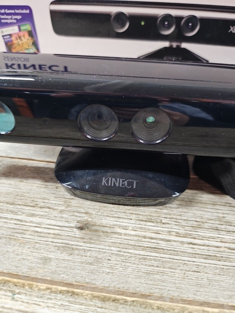 Xbox 360 Kinect Sensor With Box With Kinect Adventures Included Model 1414