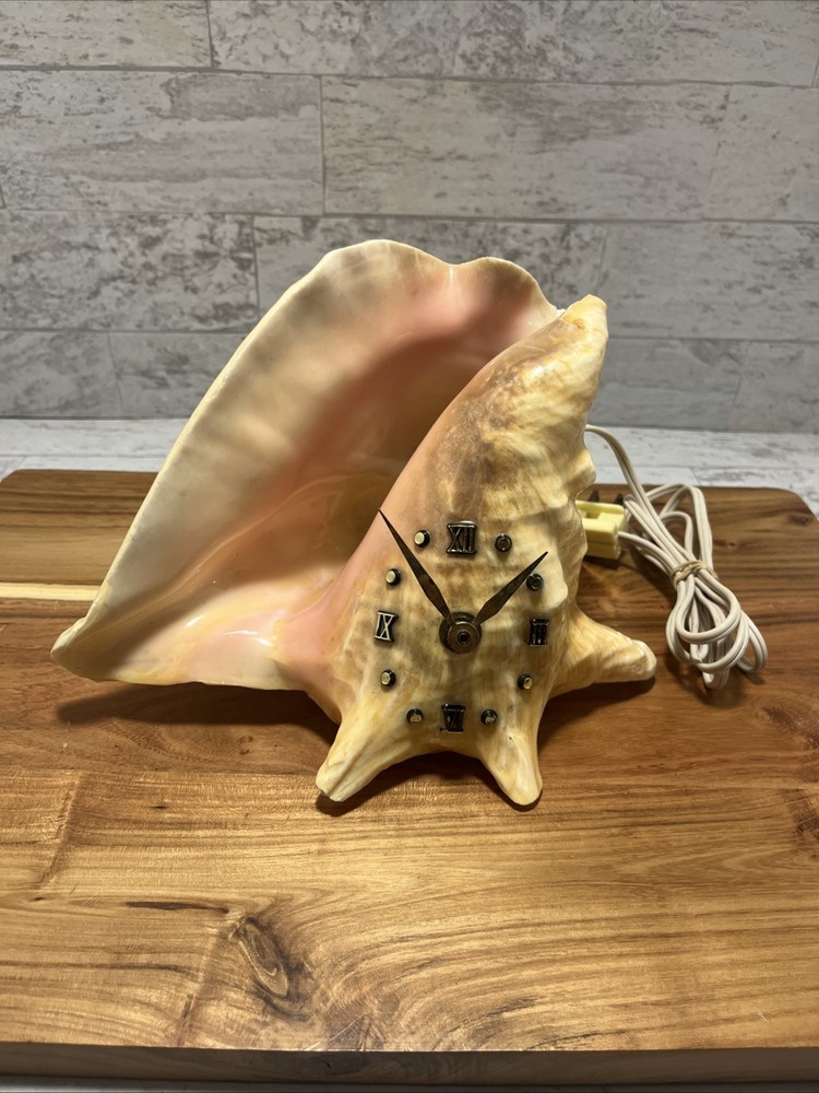 Vintage Polished Conch Shell Sea Shell Lighted Mantle Table Clock - Works - EUC
