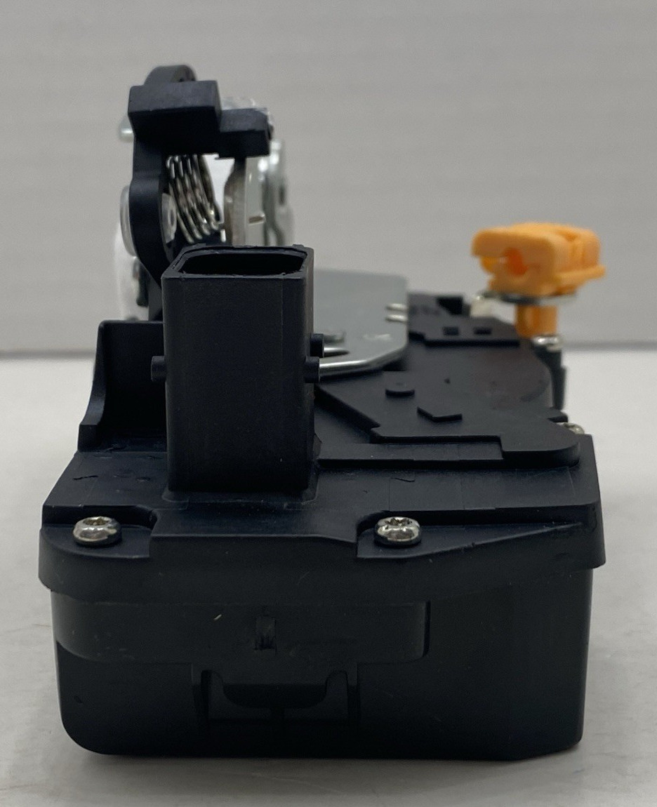 QAGEA RIGHT DOOR LOCK LATCH ACTUATOR FOR 2007-2014 CHEVY & GMC MODELS