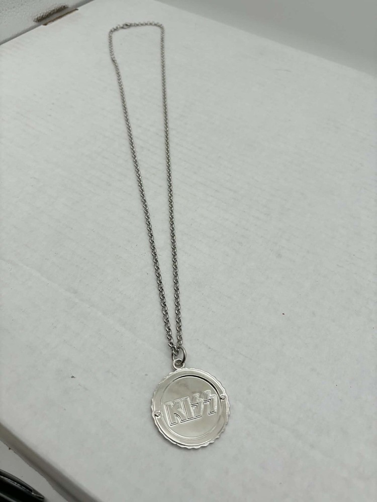 KISS LOGO SILVER Necklace & MEDALLION PENDANT OFFICIAL 1998