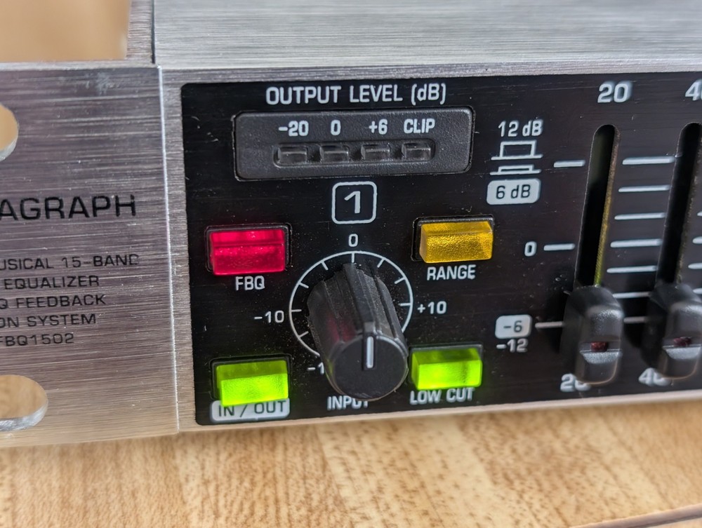 Behringer Ultragraph Pro FBQ1502 15-Band w/ FBQ Detection - Powers On / Untested