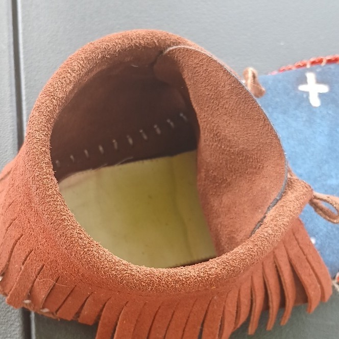 PowWow Regalia - Cowhide Leather Moccasins with Fringe and Edge Beading