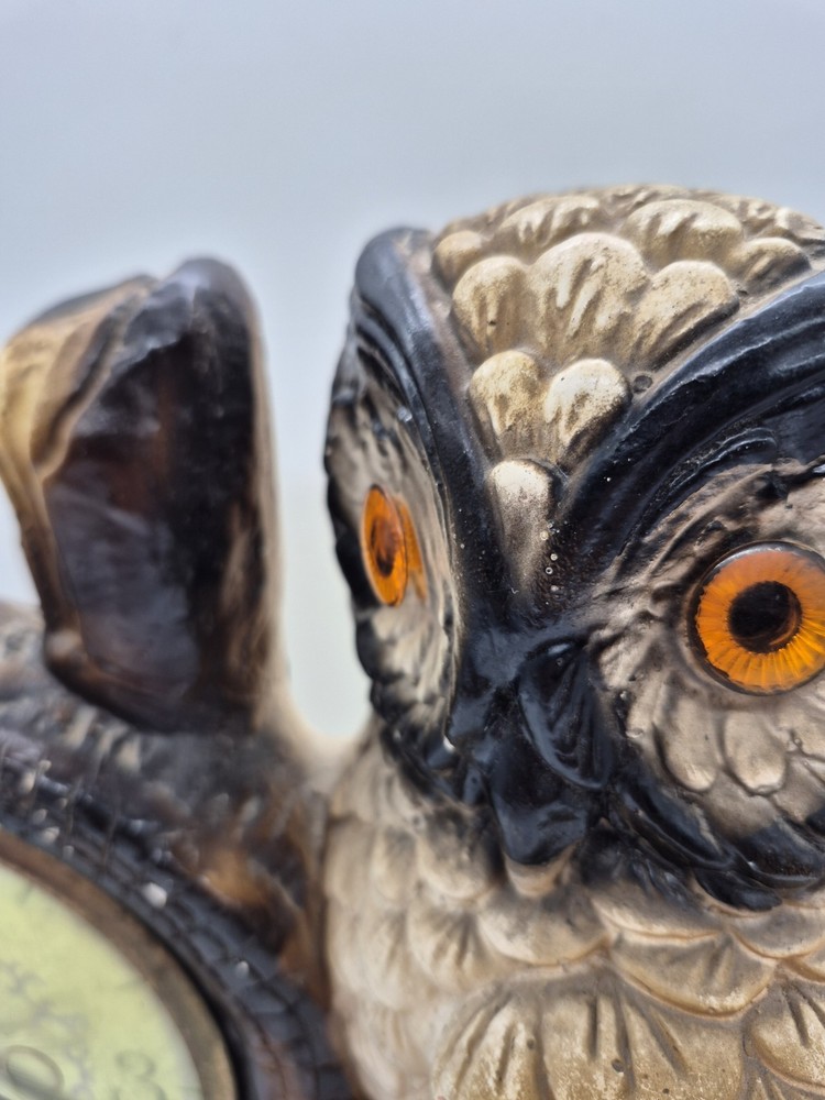 LARGE VINTAGE CHALKWARE OWL CLOCK