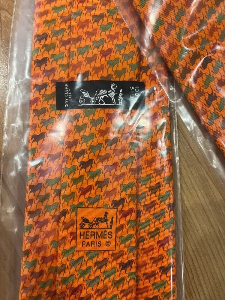 Hermes Orange Tie Excellent Condition Classic Accessory