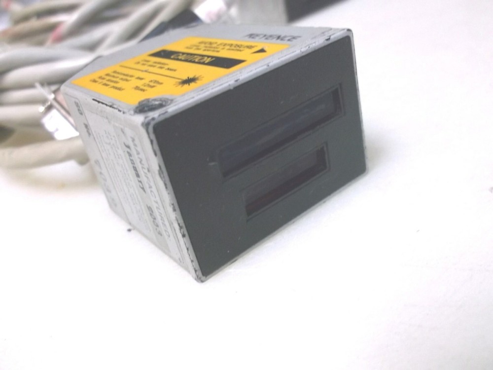 Keyence BL-501H Laser BarCode Bar Code Scanner (Pair)