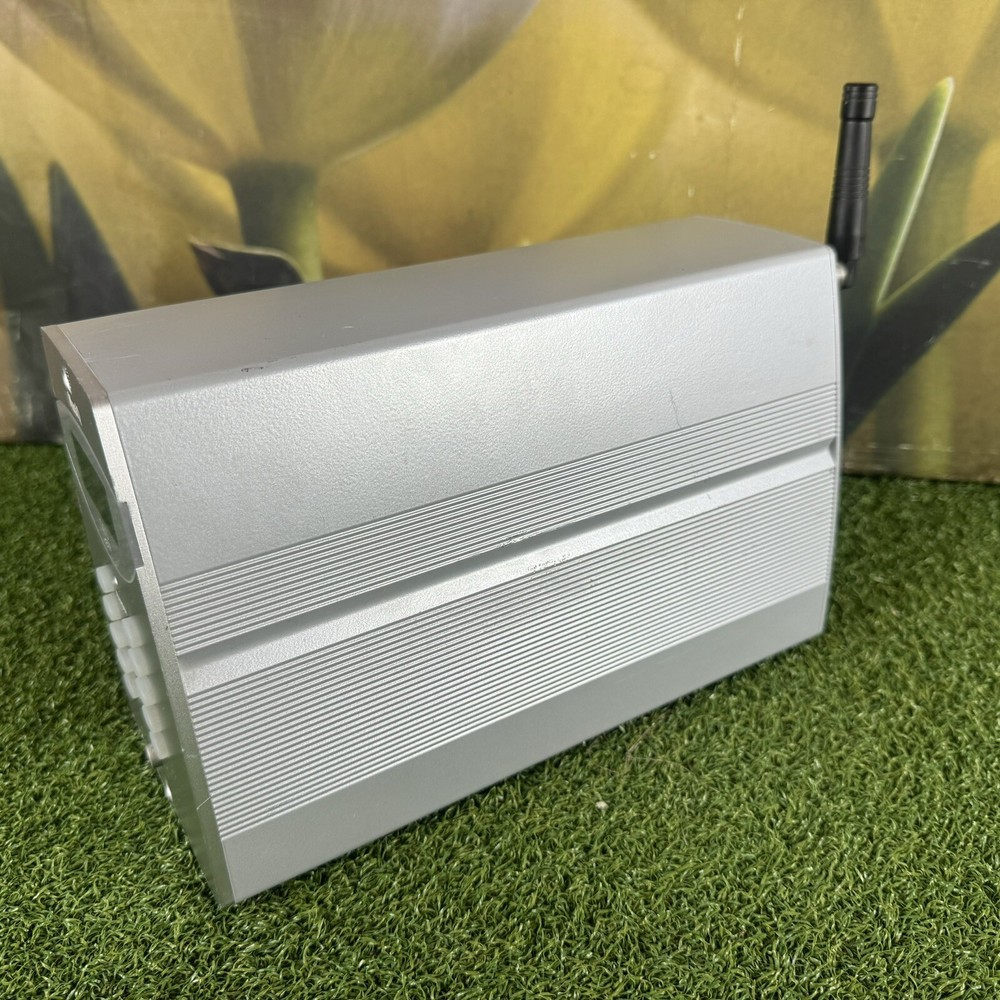 Qed Musiq RFS Amplifier - Multi-Room Audio Controller