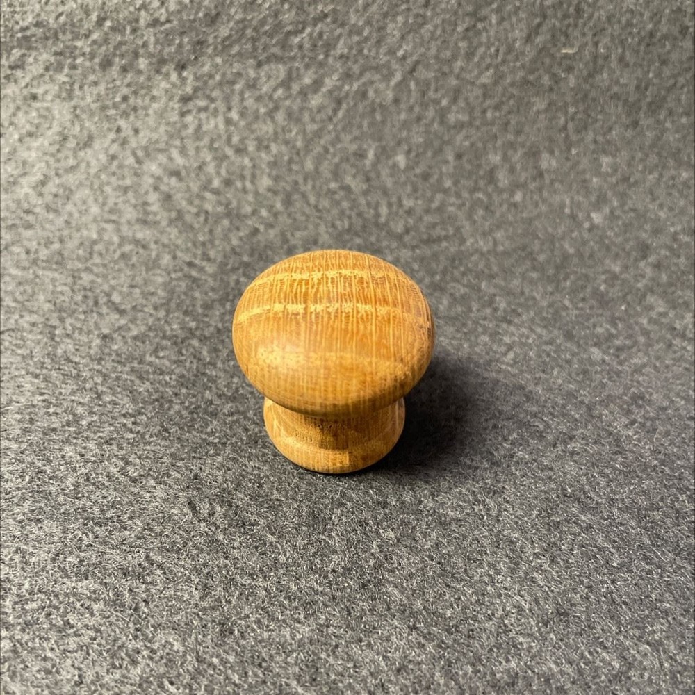 1" Small White Oak Knob Unfinished