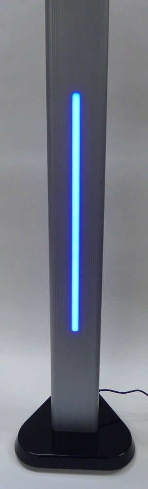 Black Box BDS-8 Dynamic Face and Temp IR Detection Display with Floor Stand