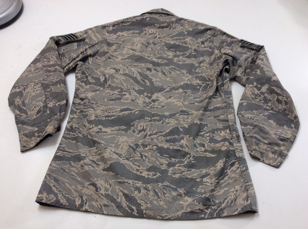US Air Force Man’s Utility Coat Air Force Camouflage Pattern Size 40 Regular