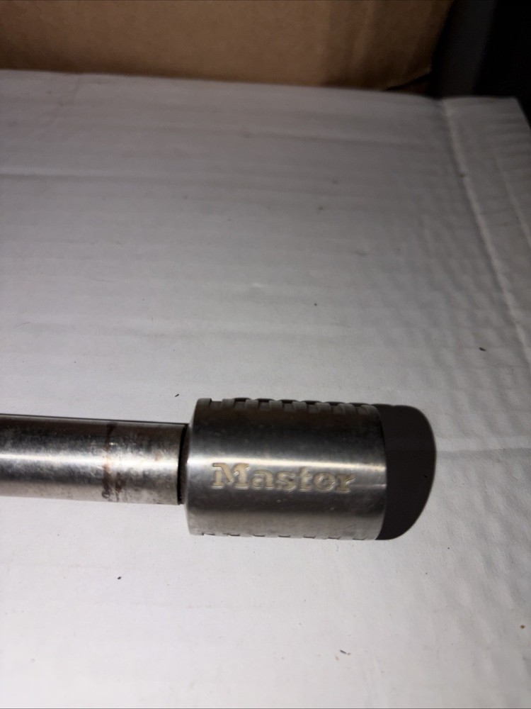 master lock trailer hitch locking pin Used