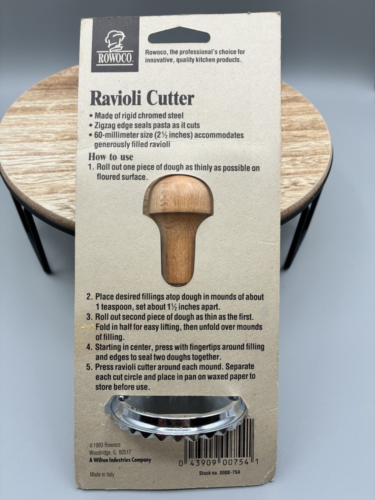 Rocwoco 2.5" Ravioli cutter Round NOS