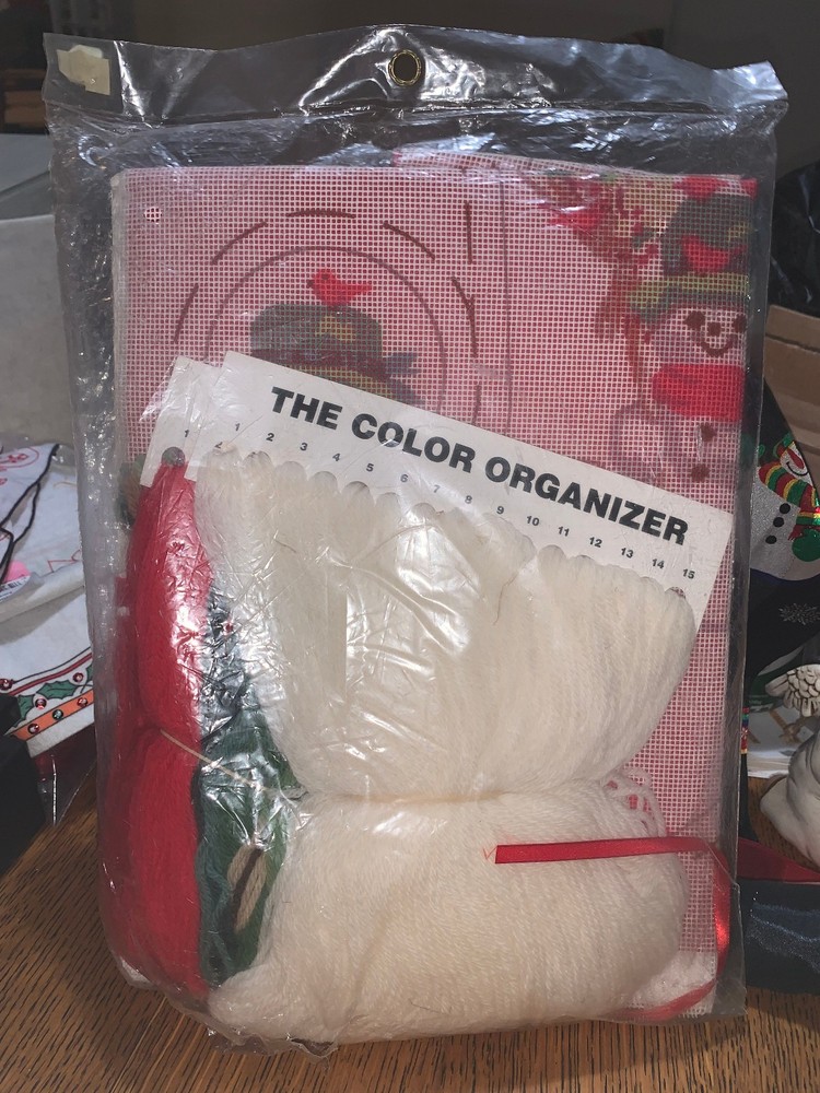 JCA NEEDLE TREASURES NEEDLEPOINT ROLY POLY SNOWMAN STOCKING 06861