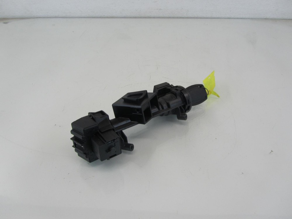 15-18 FORD FOCUS Automatic Conventional Ignition Control Switch Key BV6N3F642CB
