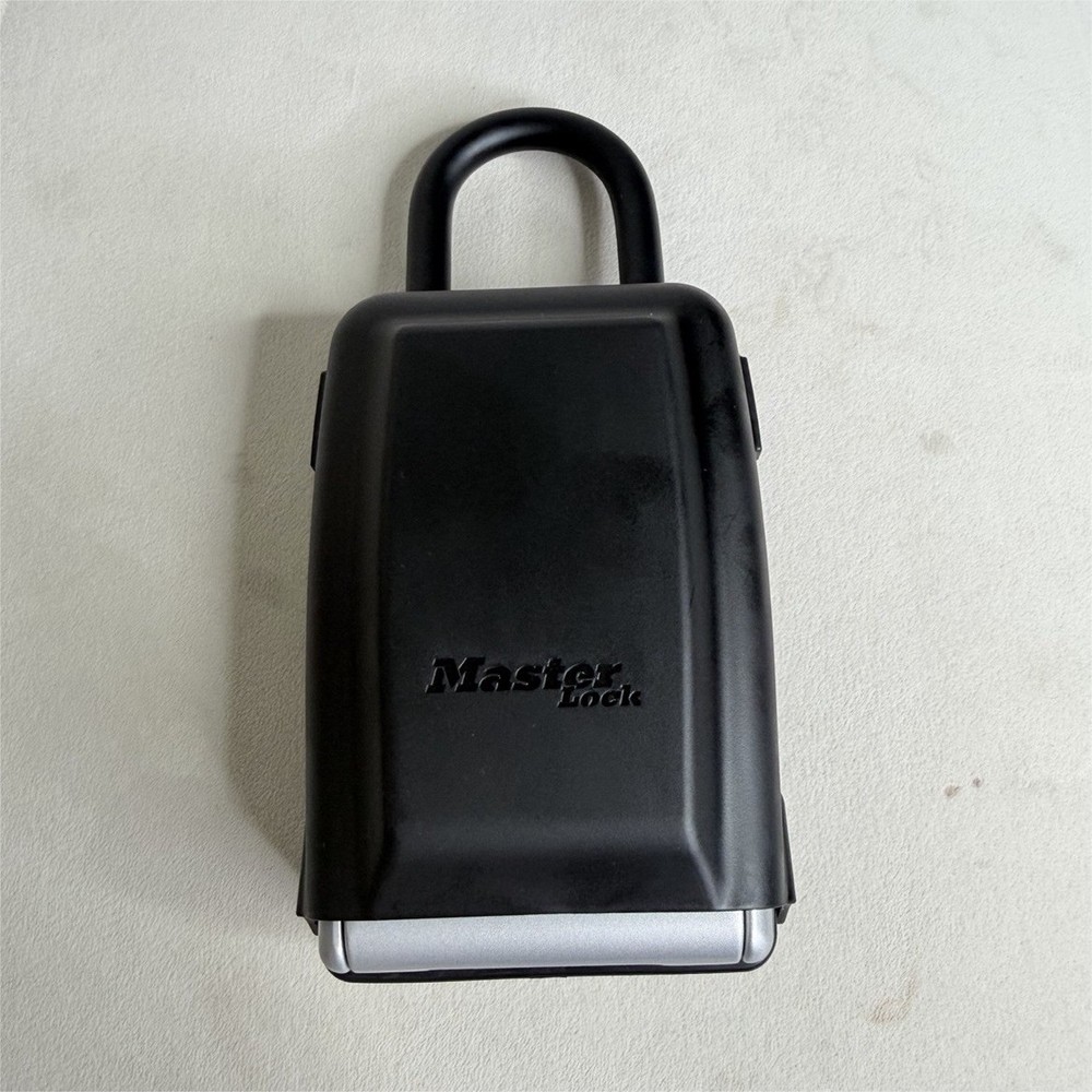 Master Lock Weather-Resistant Key Safe Keypad Combination Black