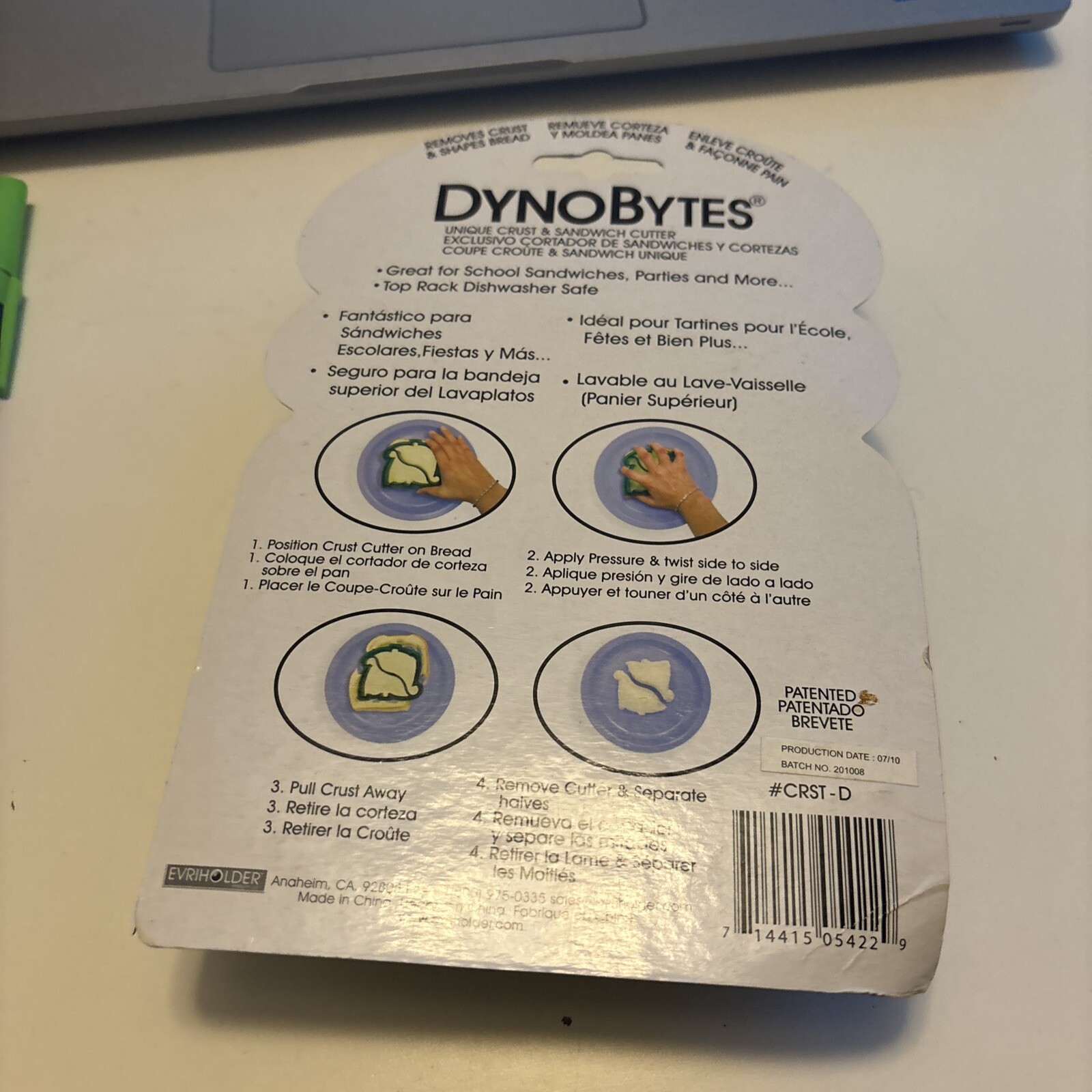 DYNO BYTES Unique Crust & Sandwich Cutter By Either New In Package BPA Free