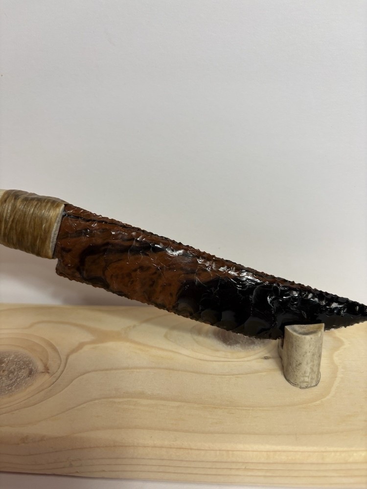 Flint Knapped Knife