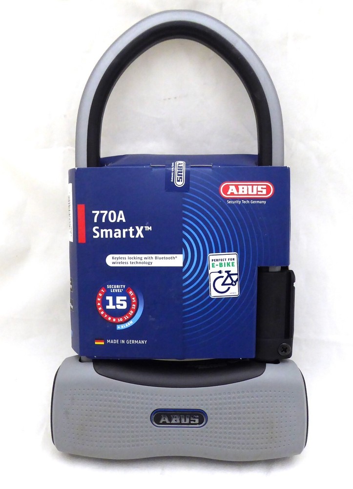 Abus 770A SmartX U-Lock - 6.2 x 9" Alarm with Bracket
