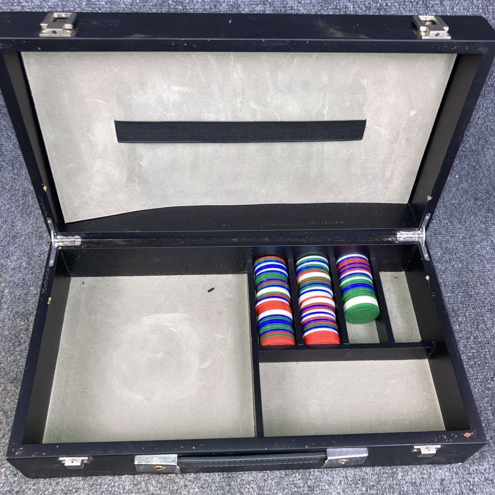 Vintage Casino Roulette Craps Blackjack Game Set in Wooden Case