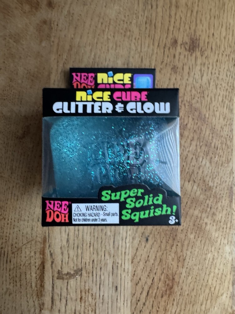 NeeDoh Nice Cube Squishy Glitter & Glow Blue New