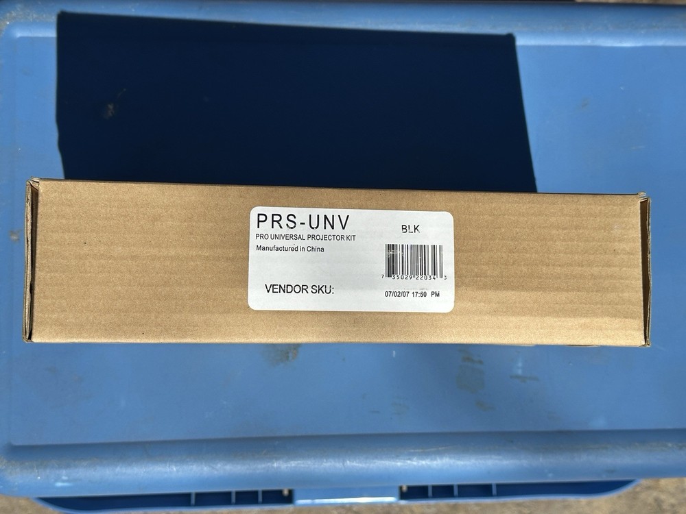Pro Universal Projector Kit PRS-UNV - Black