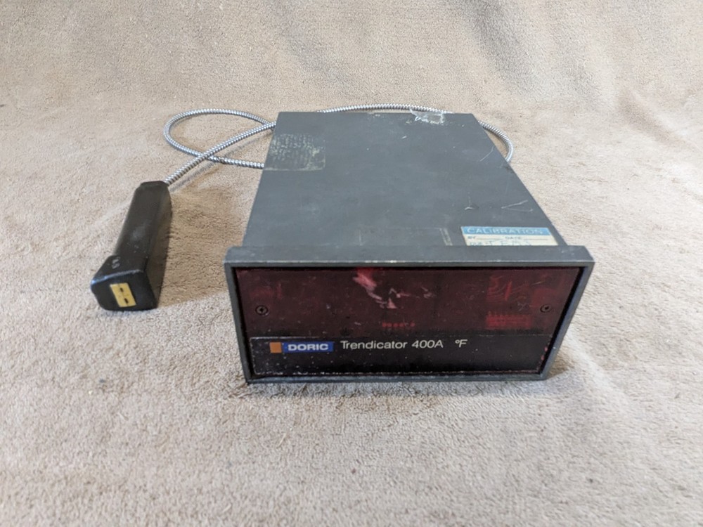 Doric Trendicator 400A Digital Temperature Indicator USED