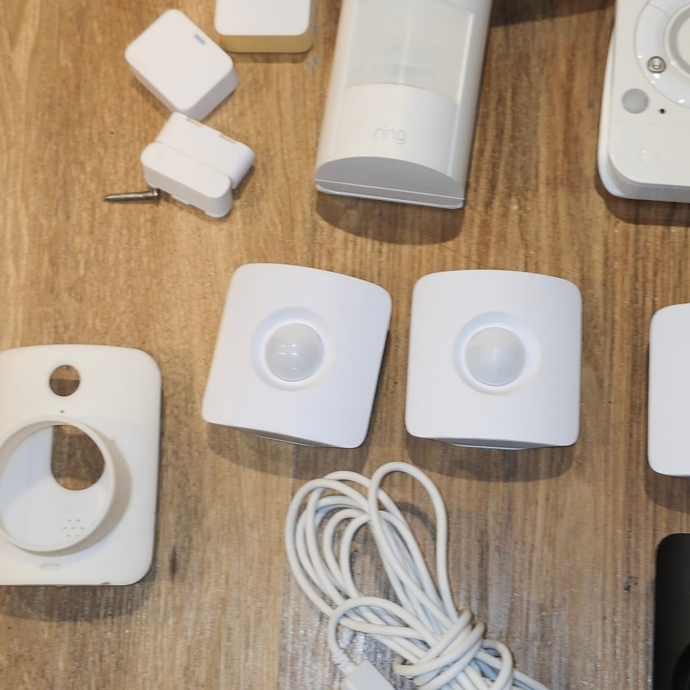 SimpliSafe/Ring Alarm Security Components Wireless Motion Entry Sensors Camera