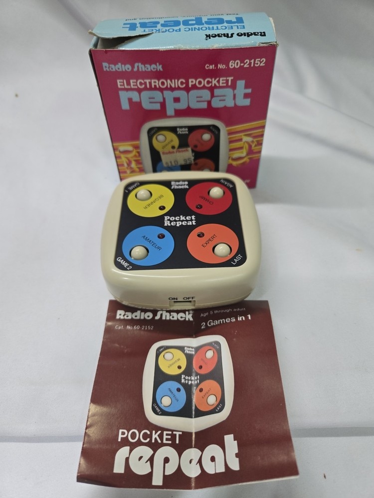 Radio Shack Electronic Repeat Vintage 9V Handheld Memory Dexterity Game Simon
