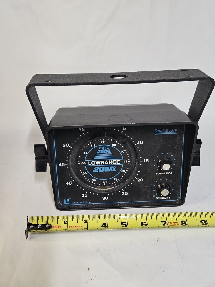 Dual Scale Lowrance Fish Finder *does Not Include Cords