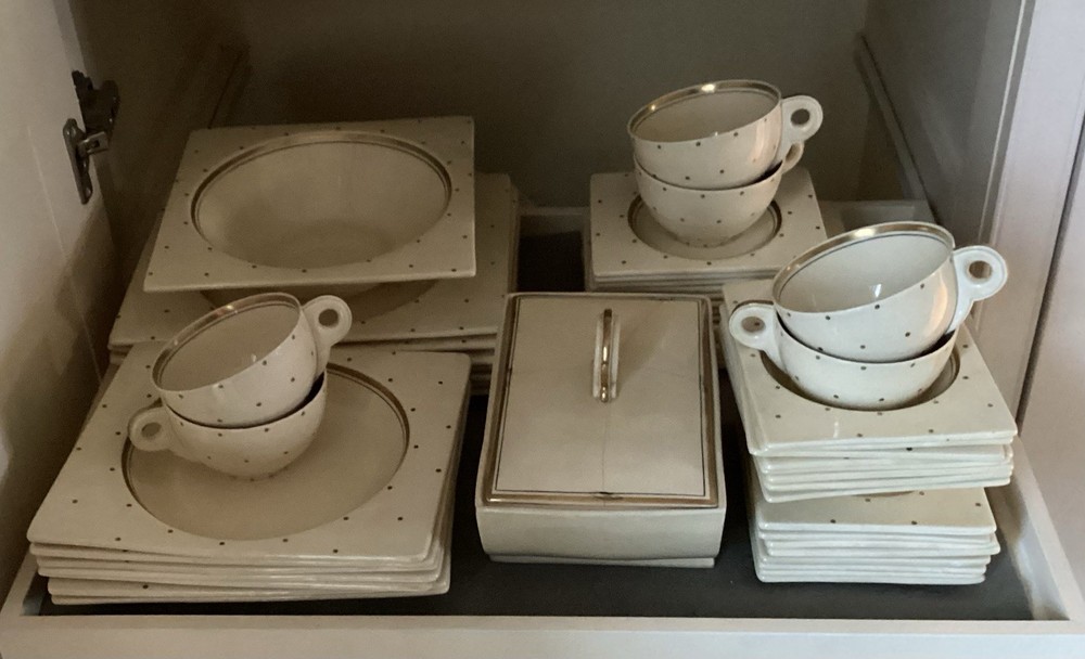 Vintage Clarice Cliff Dinnerware