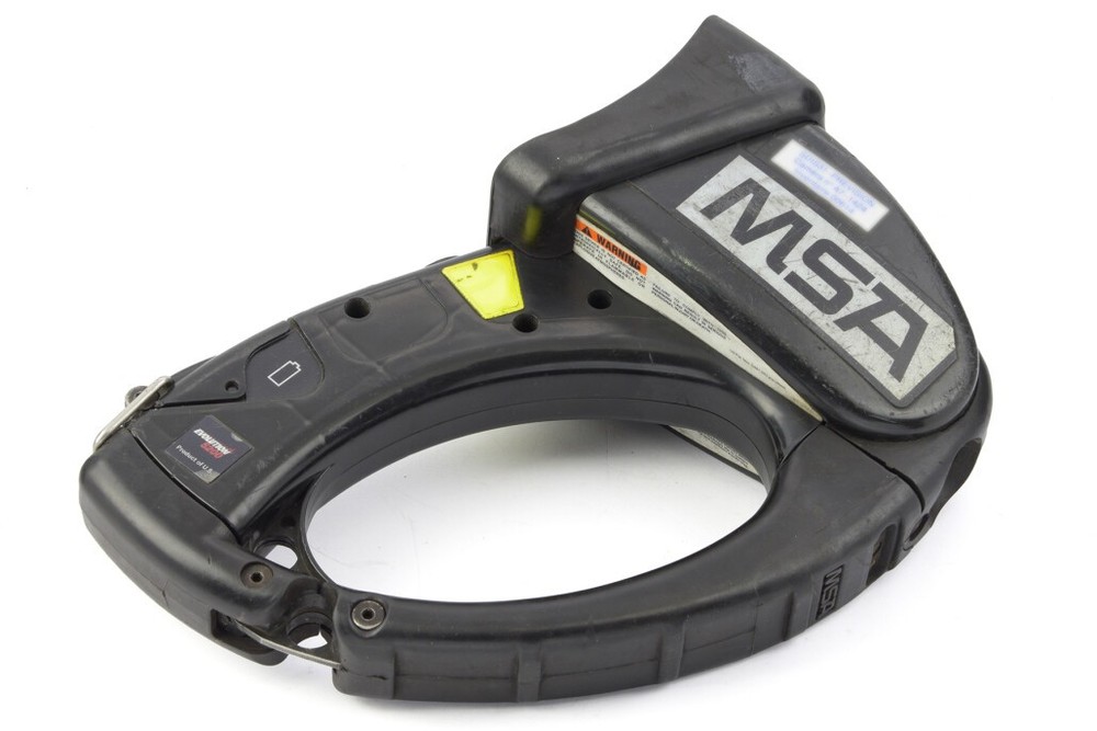 MSA Evolution 5200 Thermal Imaging Camera with Vehicle Mounted Charger