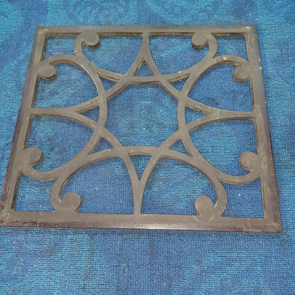 PHONOGRPAH FRONT GRILL
