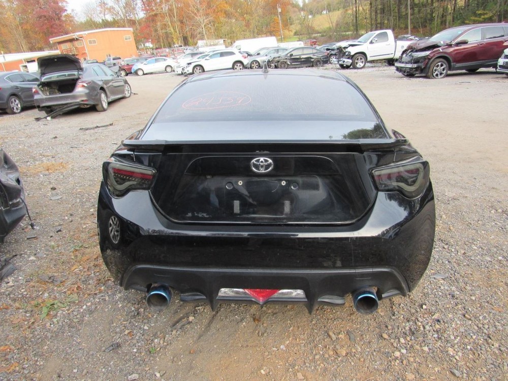 86 2017 Glove Box 1001327