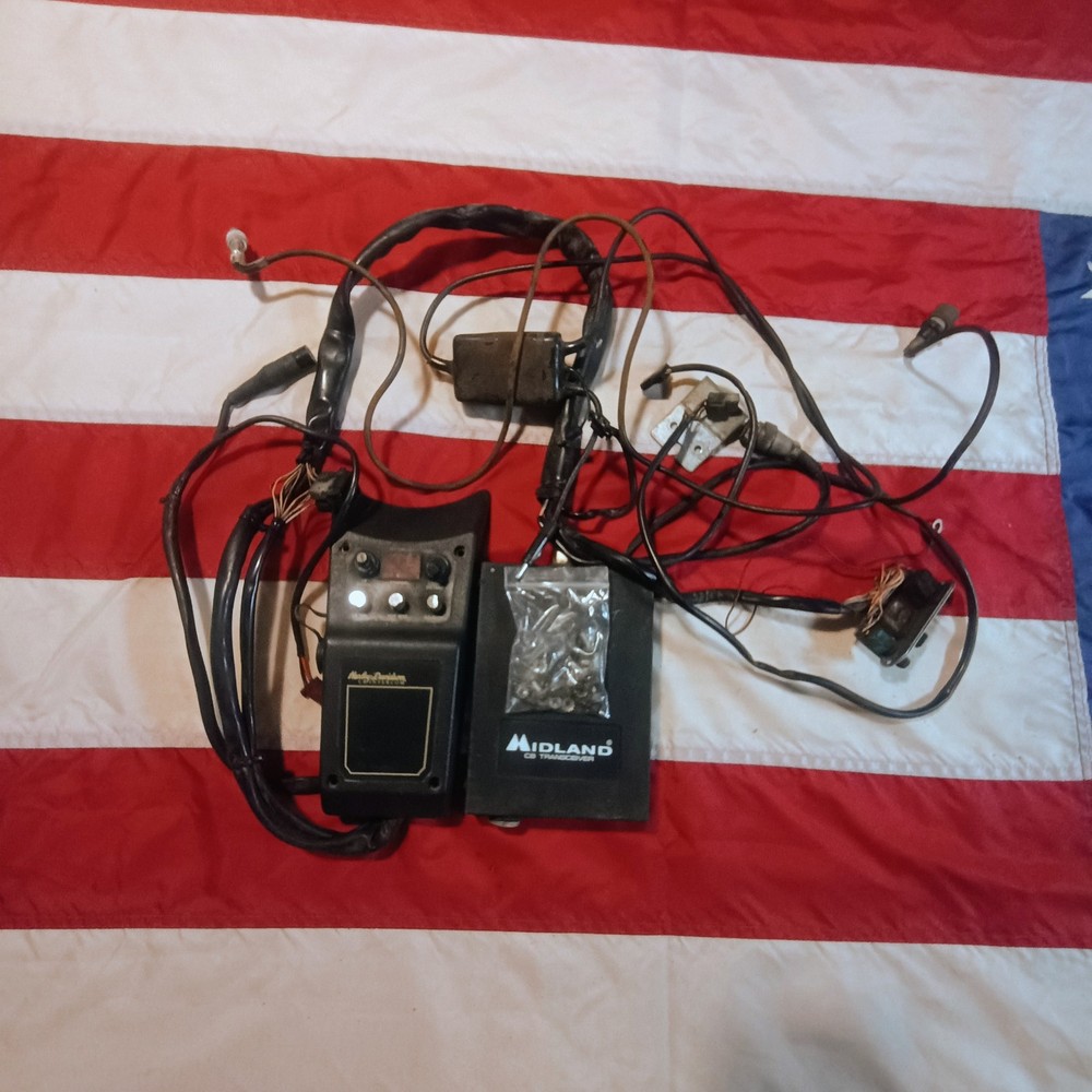 Harley Davidson CB Radio/ Intercom System Pulled From A 1992 Ultra Classic.