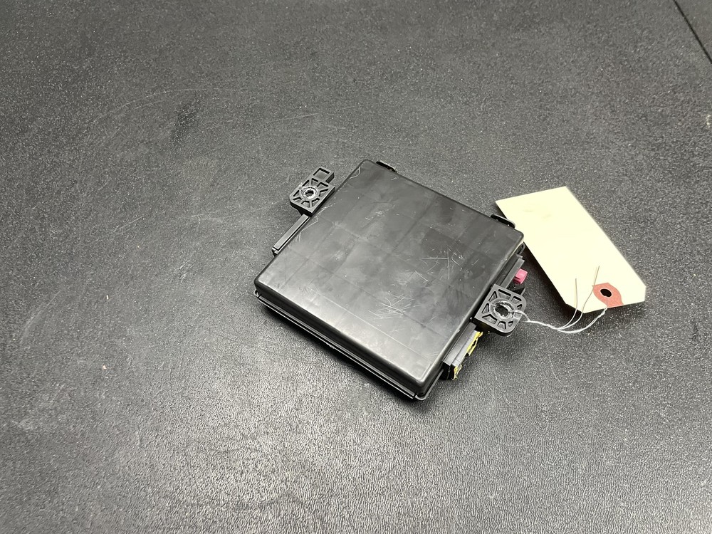 Keyless Entry Control Module 2018 Jeep Grand Cherokee Limited 91333101AA
