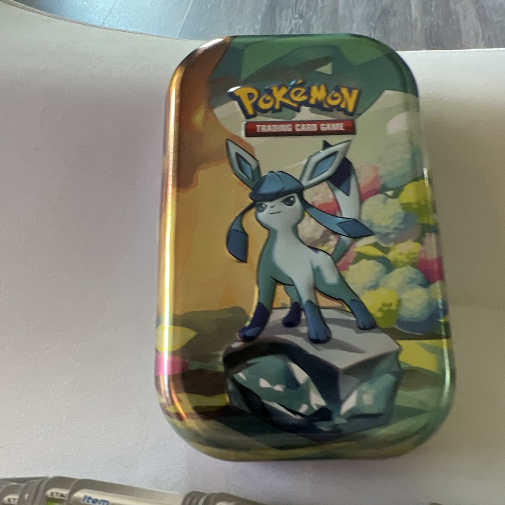 Pokemon Bulk With Small Tin