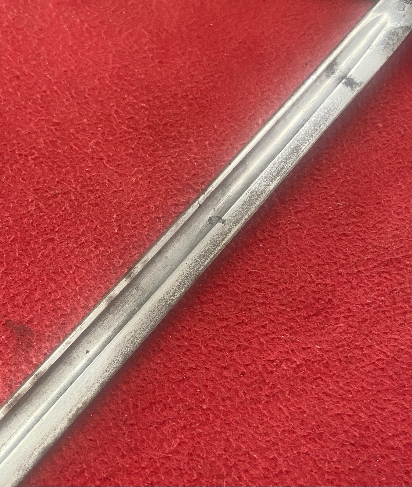 WWI English Pattern 1907 Bayonet & Leather Scabbard By Vickers 2-18