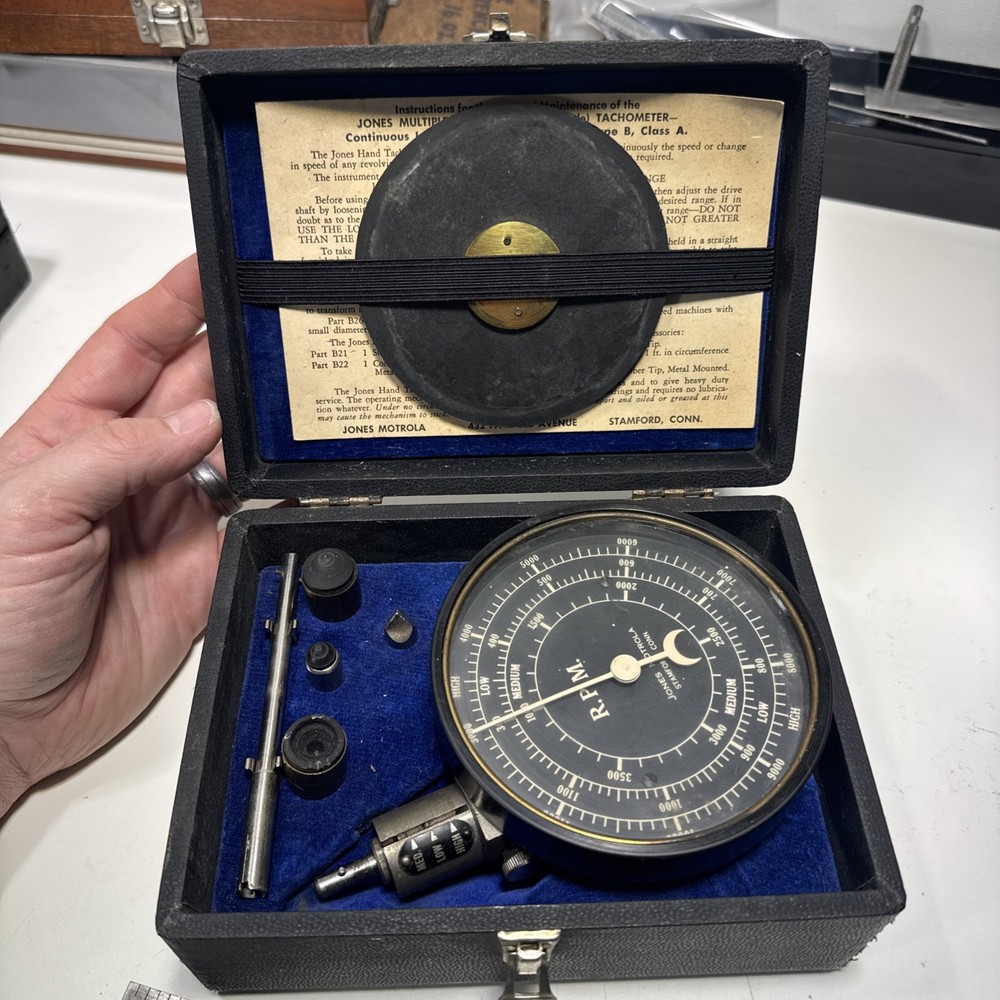 Jones Motrola 18T22 Multiple Range Hand (Portable) Tachometer Type B Class A