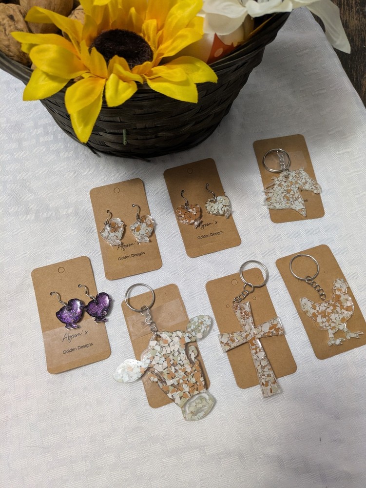 Handmade Egg Shell Keychains And Earrings