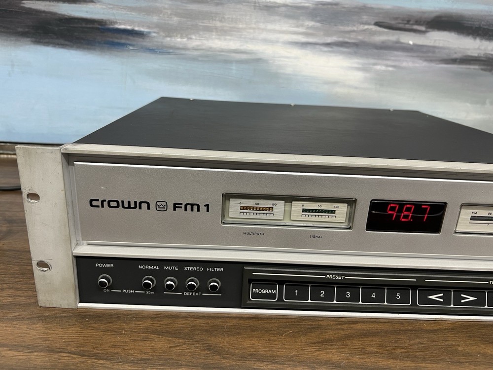 Crown FM1 Digital Tuner WORKING GREAT- TESTED