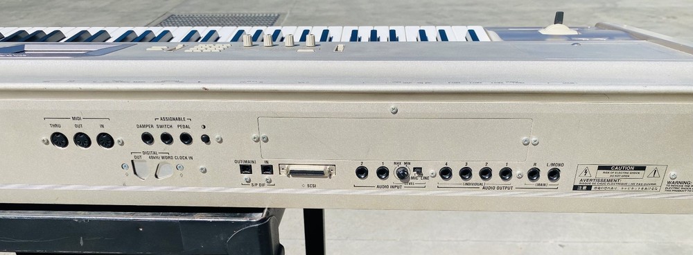 KORG Triton Studio ST88 Keyboard Music Workstation/Sampler