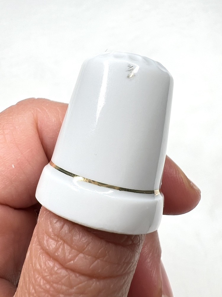 Yellow Rose Design Thimble Sewing Quilting