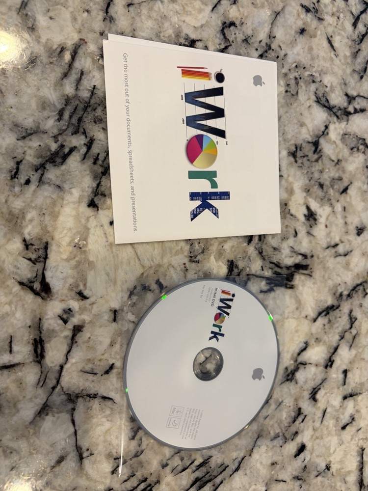 Apple Mac Box Set Mac OS Snow Leopard, IWork, ILife