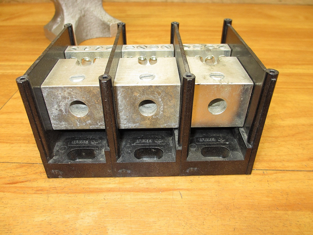 Ferraz Shawmut 66583 *NEW* Power Distribution Block