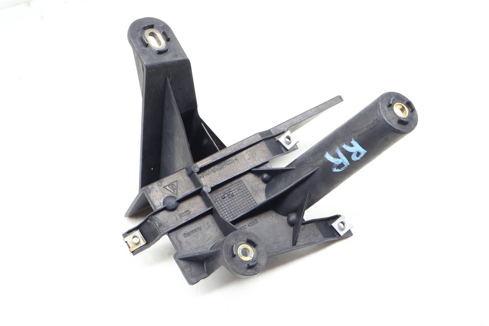 2011-2014 PORSCHE CAYENNE - Right LANE Change Assist Control Module Bracket