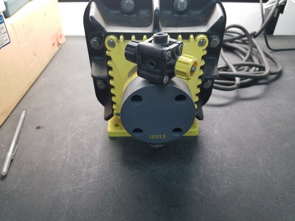 Milton Roy LMI E701-94S Metering Pump