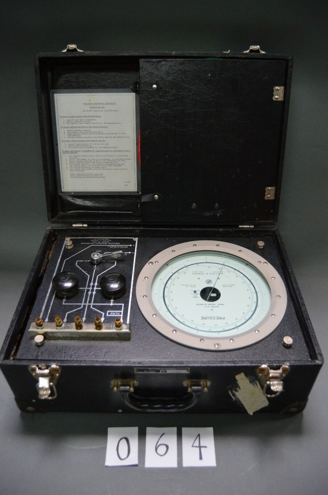 PORTABLE PRECISION PNEUMATIC CALIBRATOR SERIES FA-235