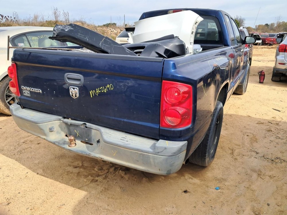 Fuse Box Engine Fits 05-07 DAKOTA 5000902