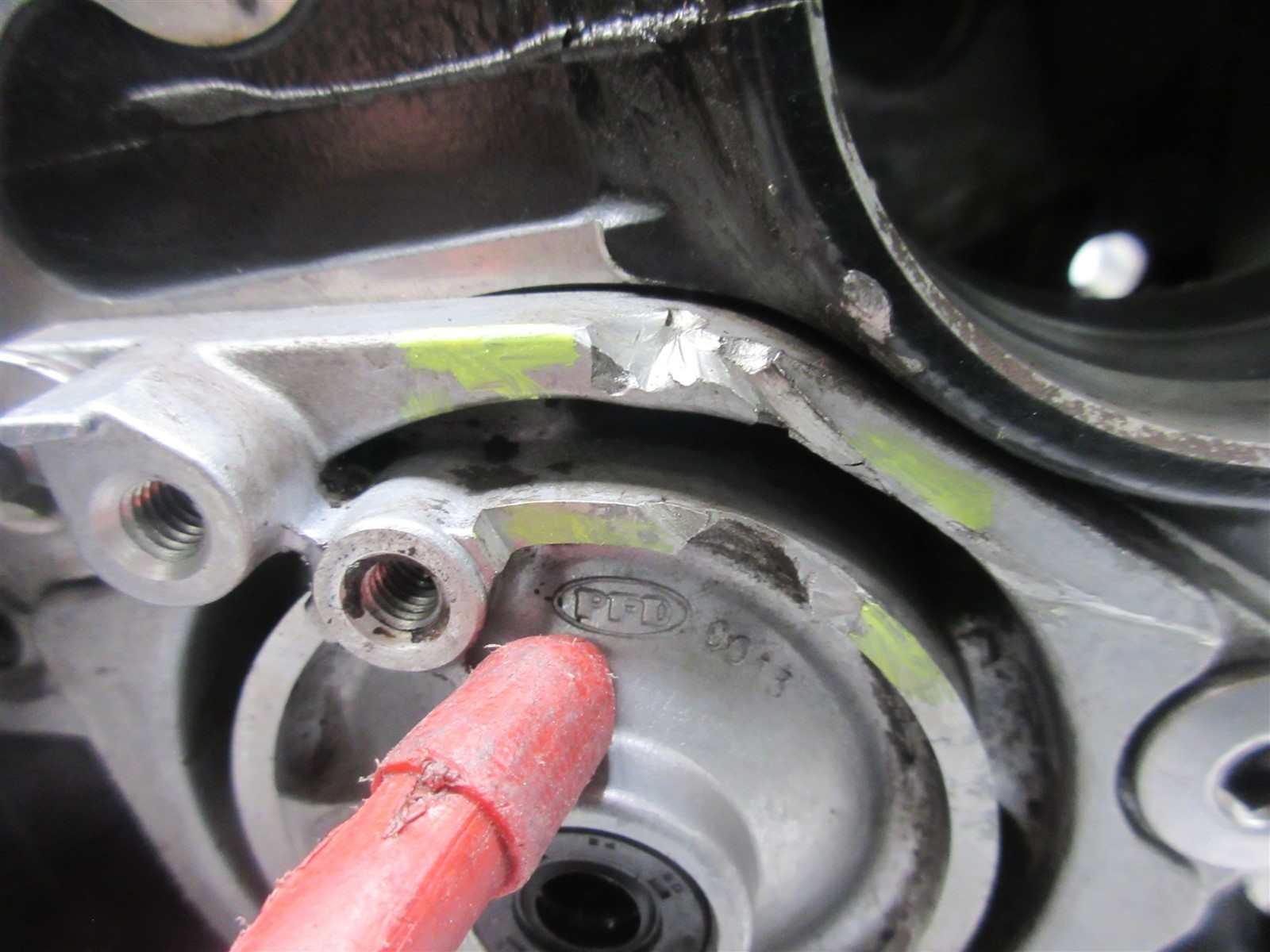 2009 08-11 Kawasaki ZX14R ZX14 Crankcase Case Engine Motor Block Piston **READ**