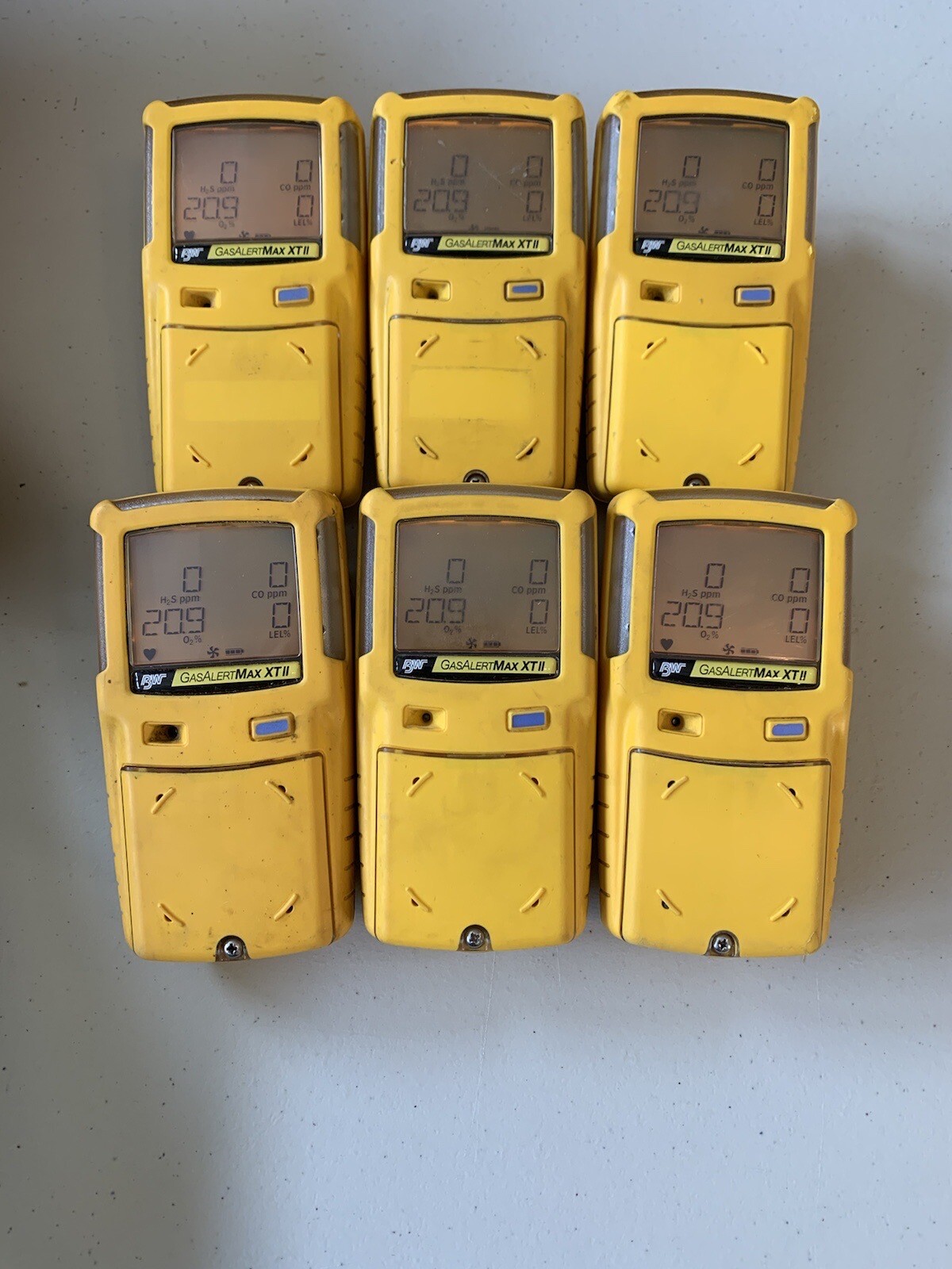 Honeywell BW GasAlert Max XT II Gas Monitor Detector, Calibrated With Charger.